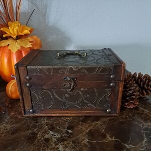 Jewelry Box Treasure Trinket Chest